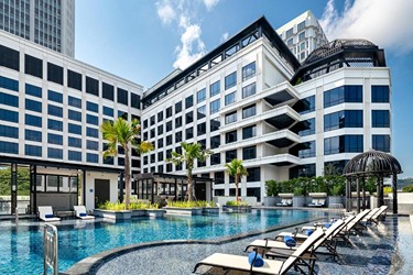 Grand Park City Hall - Outdoor Pool
