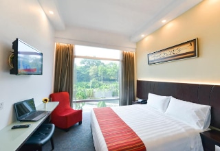 Hotel Chancellor @ Orchard - Deluxe Room