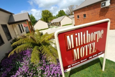 Millthorpe Motel entrance