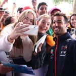 Fans taking selfies with Daniel Ricciardo during the Long Walk