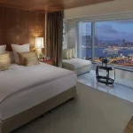 Mandarin Oriental, Hong Kong's Harbour View room and view