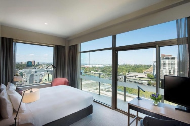 DoubleTree by Hilton Melbourne Flinders Street - rooms