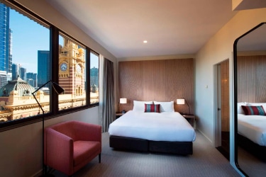 DoubleTree by Hilton Melbourne - Guest room