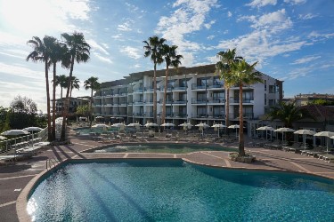 Thalazur Antibes - Hotel & Spa - Outdoor pool