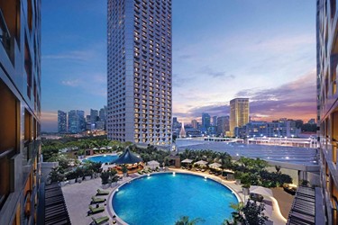 Swissôtel The Stamford, Singapore - Exterior and Pools 2