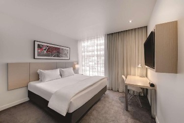 Travelodge Hotel Melbourne Docklands - rooms